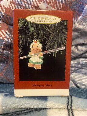 Vintage 1995 Hallmark Keepsake Green & White Nurse Bear Ornament